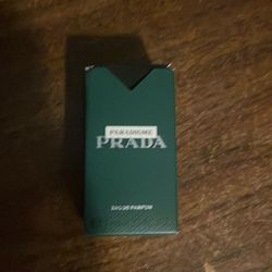 Prada perfume
