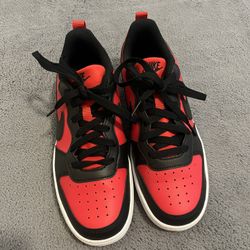 Nike Court Borough Low 2 Sneakers