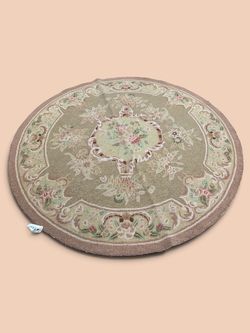 5'8" Round Hand-Tufted Floral Area Rug