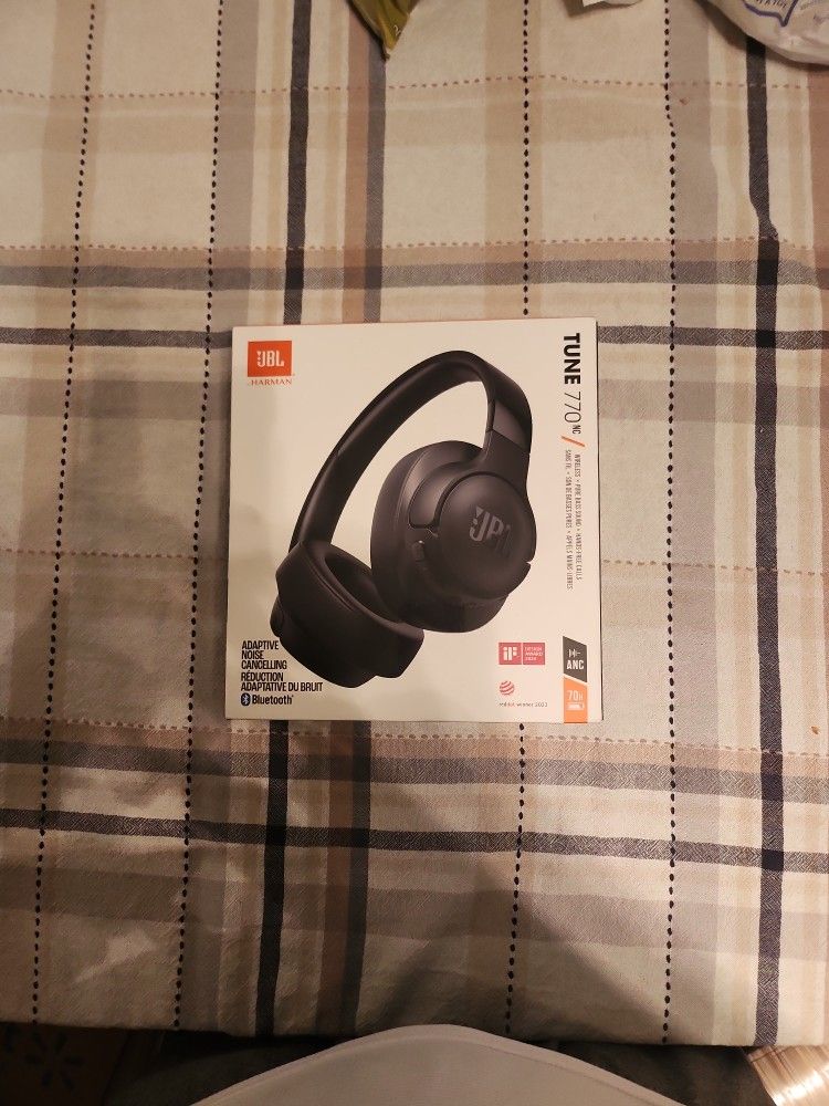 JBL tune 770nc