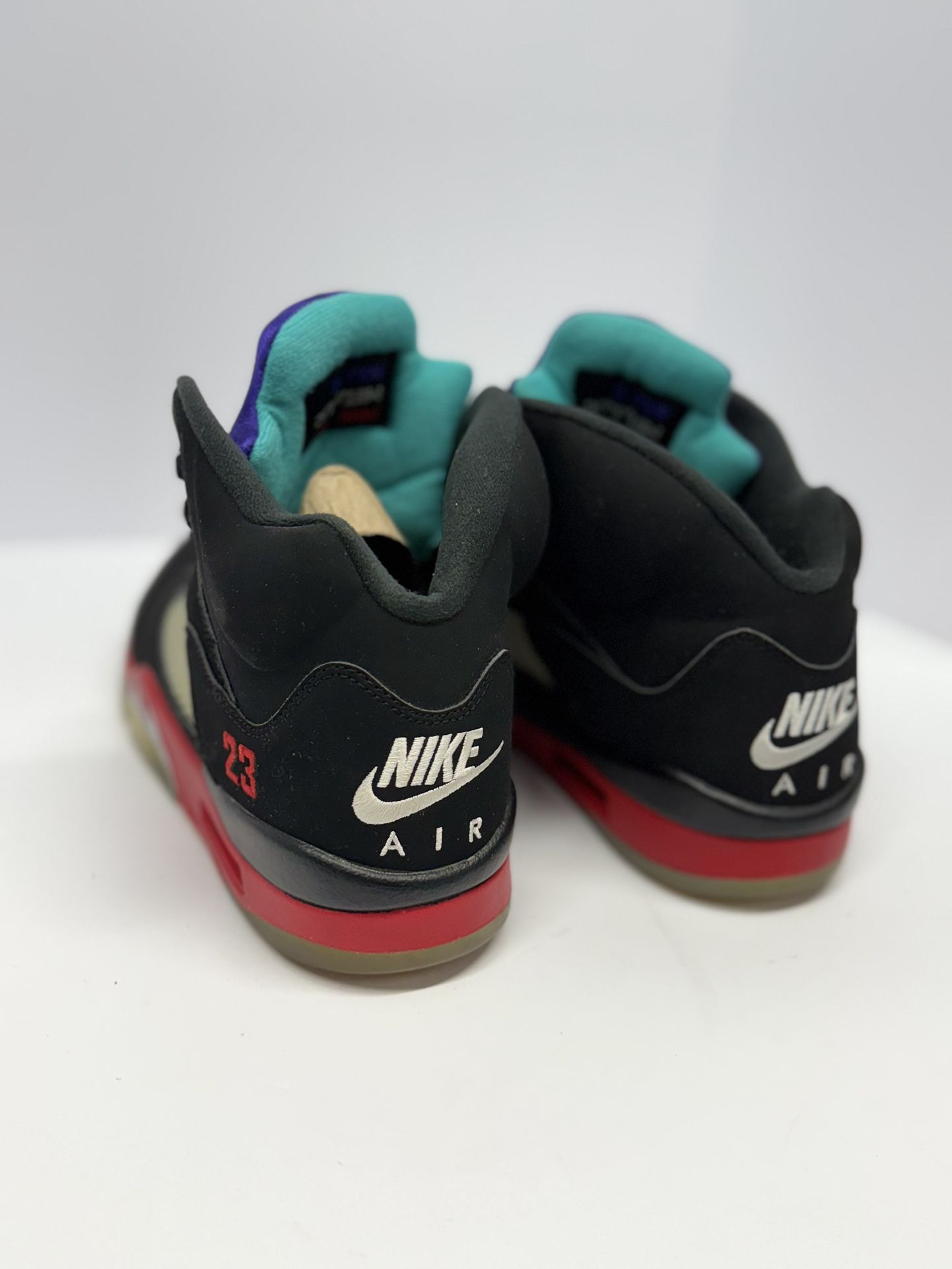 NIKE AIR JORDAN RETRO TOP 2020 BLACK GRAPE FIRE RED SIZE 11,5 OG