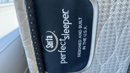 Full size Serta sleeper