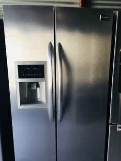Frigidaire stainless steel refrigerator