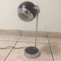 Hamilton Industries H-7 eyeball desk lamp