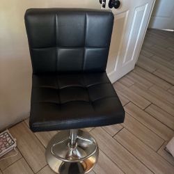 Vanity chair