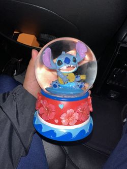 VALENTINE SNOW GLOBES