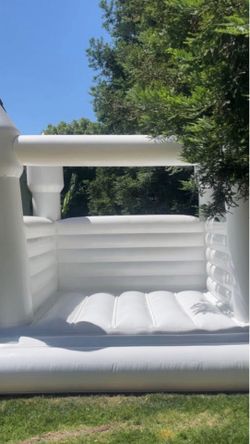 White commercial jumper with blower