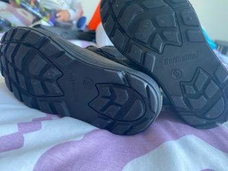 Baby snow shoes size 5