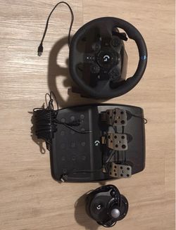Logitech G923 Racing Wheel, Pedals & Shifter