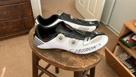 Riding men’s shoes size 11