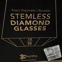 30 Plastic Stemless “glasses”