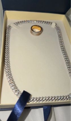 MOI Miami Cuban Link Chain 8mm 11.11 Ct