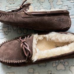 UGG Moccasins Size 7 