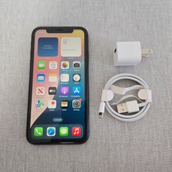 Apple iPhone 11 - UNLOCKED - Like New