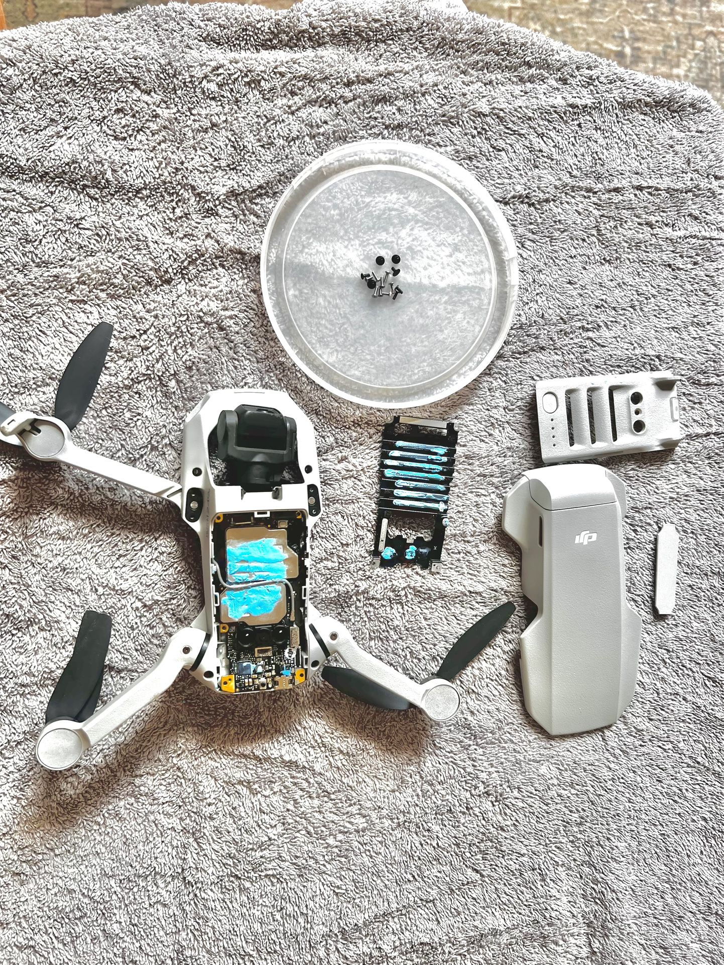 DJI Mini 2 Drone (Needs Repair)