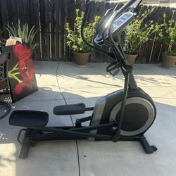 NordicTrack Elliptical Trainer 