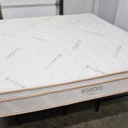 LIKE NEW! Saatva Classic 11.5" Firm King Mattress - Delivery Available