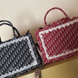 Lux Purses 