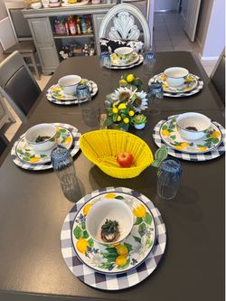 Dinner wear lemon themed