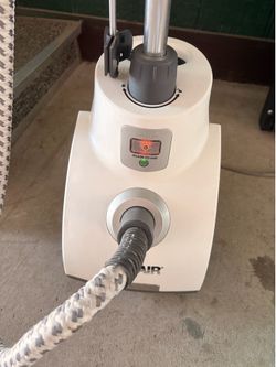 Conair standing suit or dress steamer