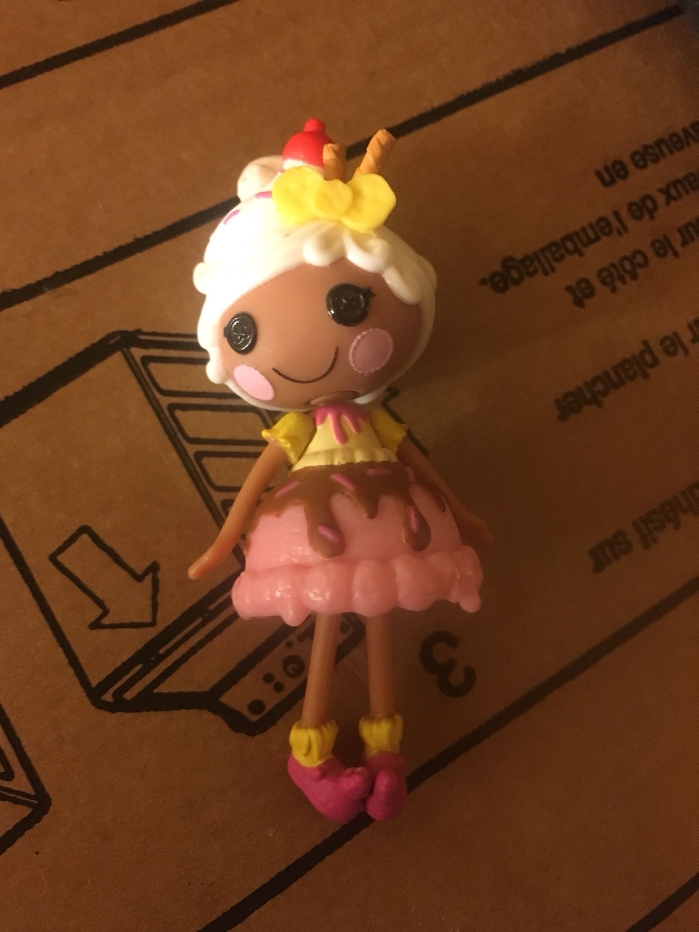 Lalaloopsy Anna Double scoops plastic collectable figure 3 1/2 inches