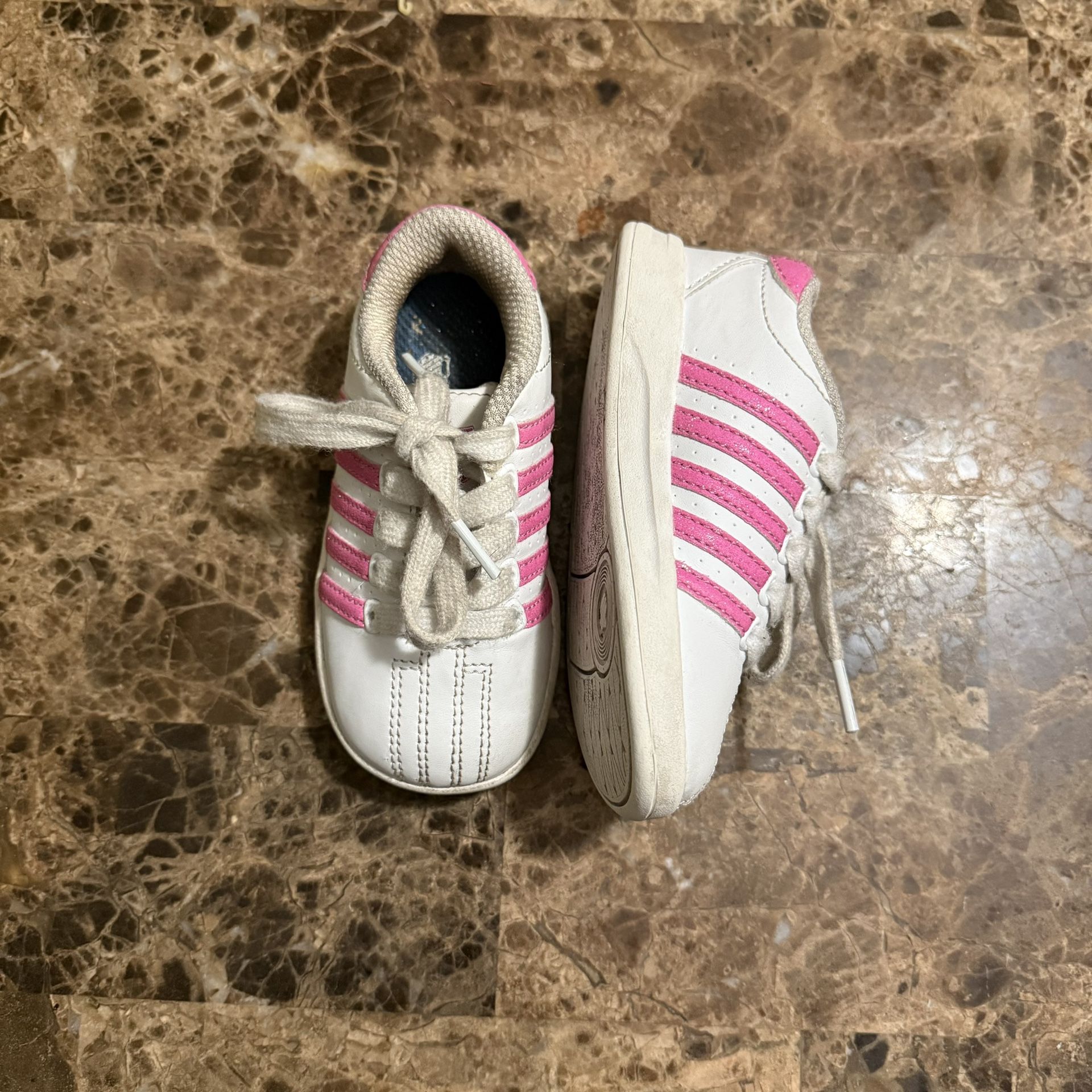 K-Swiss Athletic Kid Shoes Size 6C