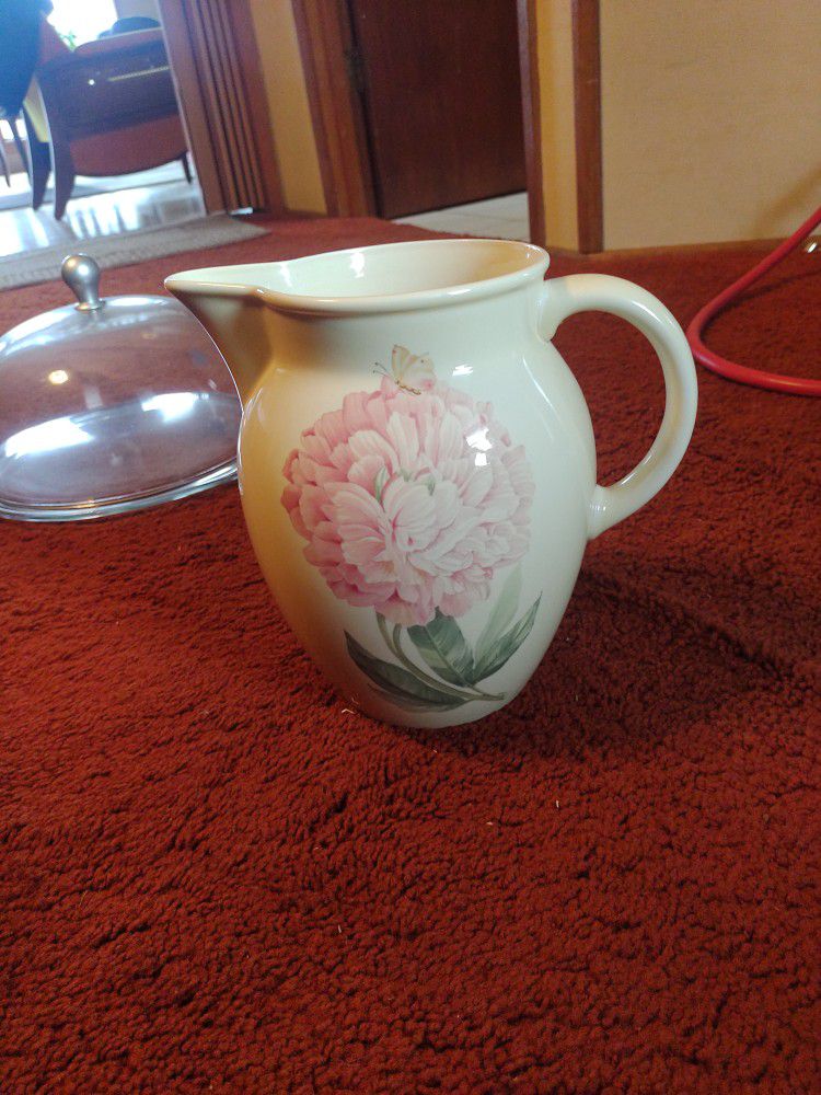 Villeroy and Boch Pitcher China
