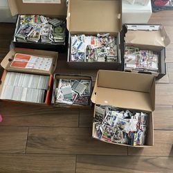 Football/baseball Cards