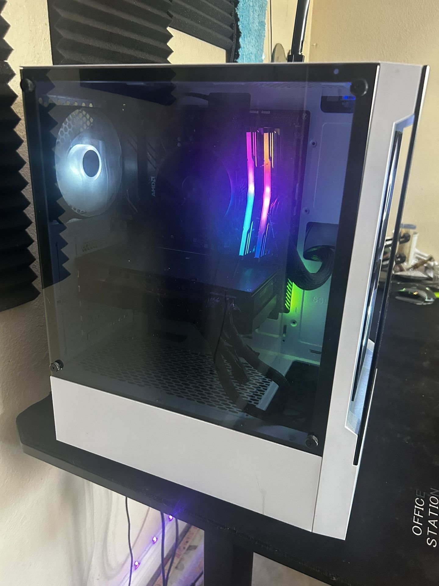 Gaming Pc , Mouse And Keyboard