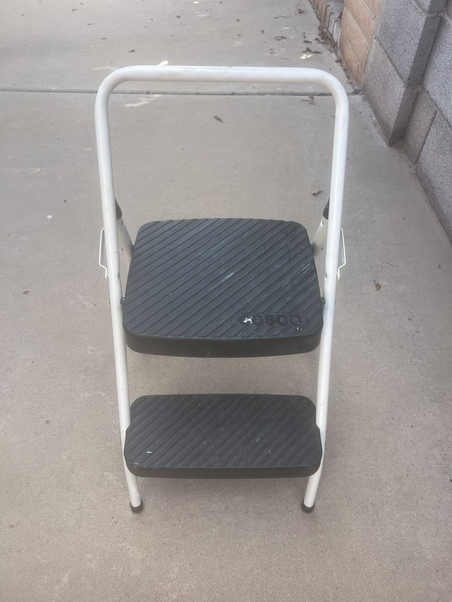 Foldable 2 Step Stool 