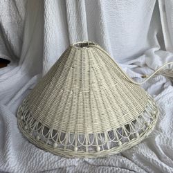 Vintage white, wicker pendant lamp