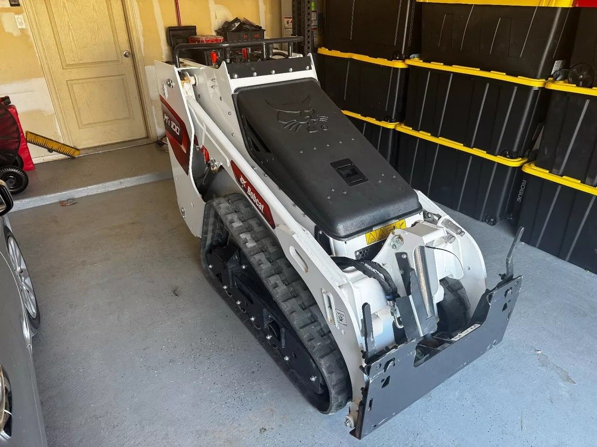 Bobcat Mt100