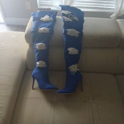 Blue Rhinestone Ladies Boots Size 9M