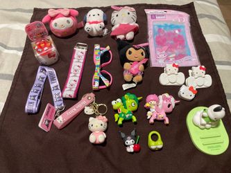 Sanrio hello Kitty set price is firm