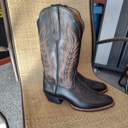 Like New Men's Ariat Cowboy Boots 