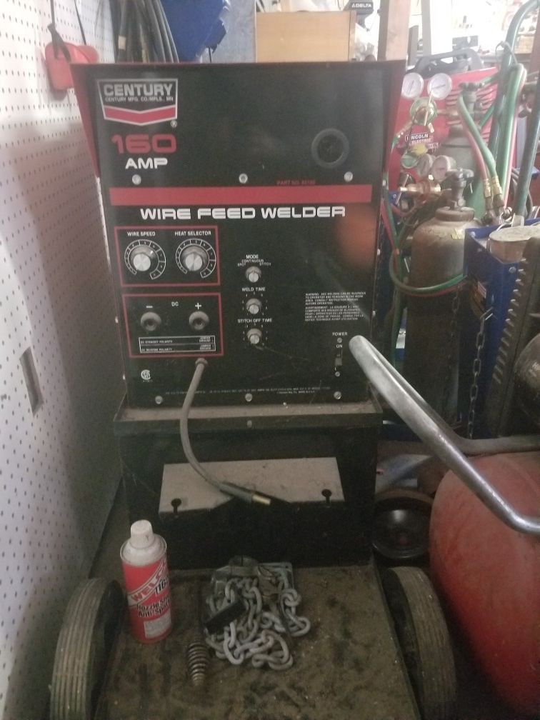 Wire feed welder