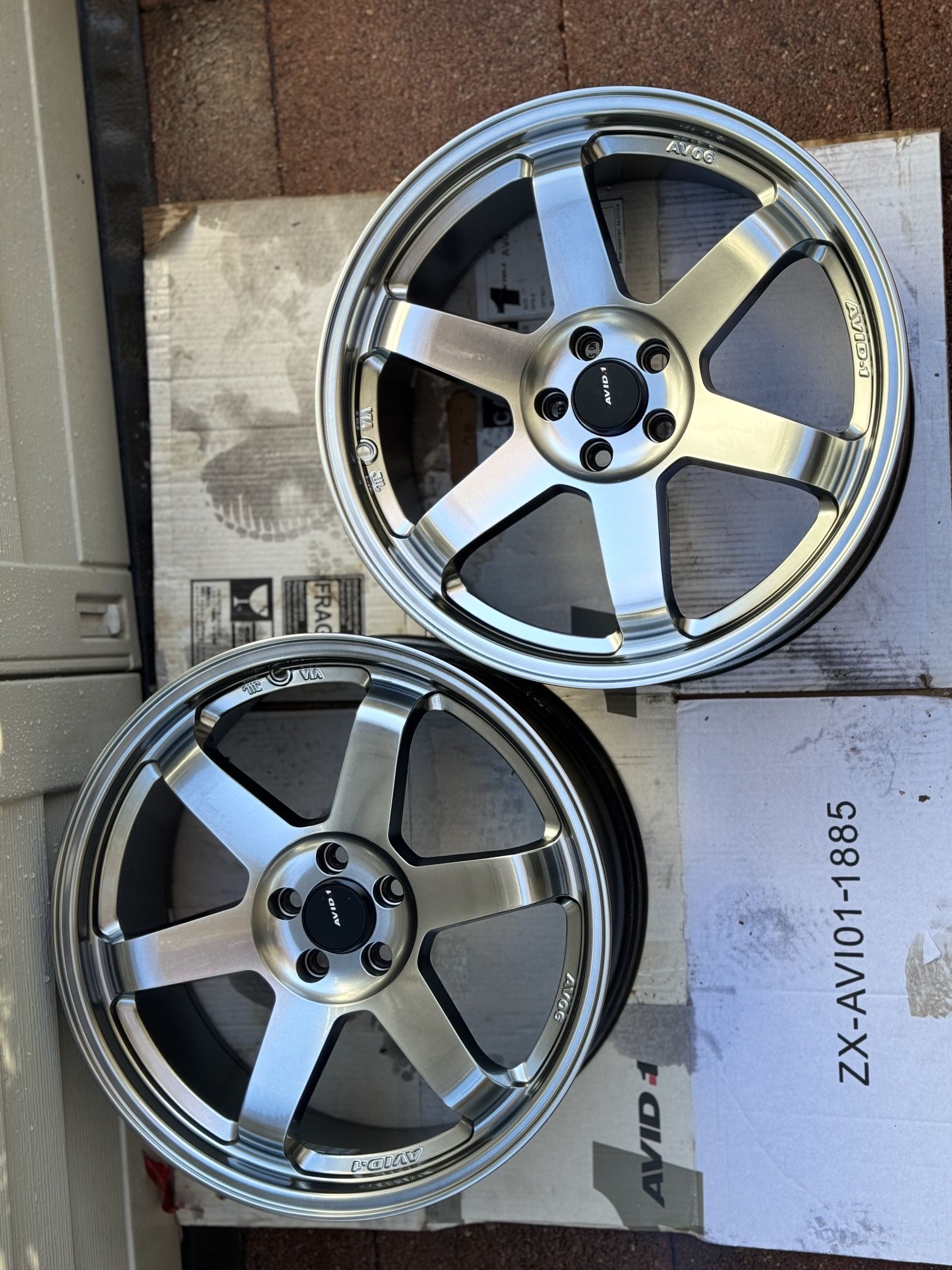 18x8.5 35+ AVID1  AVO6  WHEELS (2) 