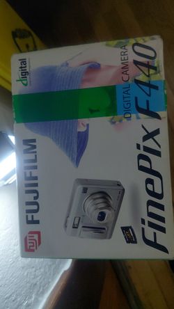 Fujifilm  Finepixf44 Neeed Gooooone Today !!!!