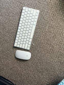 Mac book key board and mouse