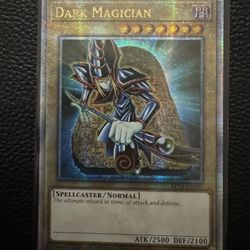 Yu-Gi-Oh! Dark Magician QCR