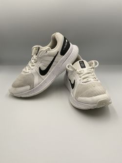 Nike Women’s Run Swift 2 Running Shoes