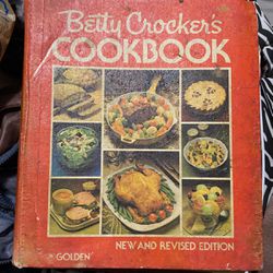 1978 Vintage Betty Crocker 5th Print Cookbook 