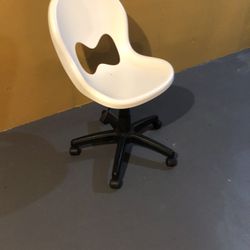 White Swivel  Desk Chair Adjustable Height 