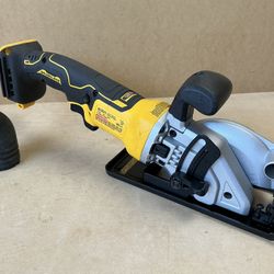 DEWALT  DCS571B ATOMIC 20V MAX Cordless Brushless 4-1/2 in. Circular Saw (Tool Only) 