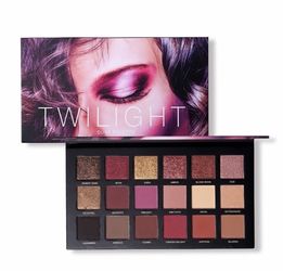 18 color eyeshadow palette