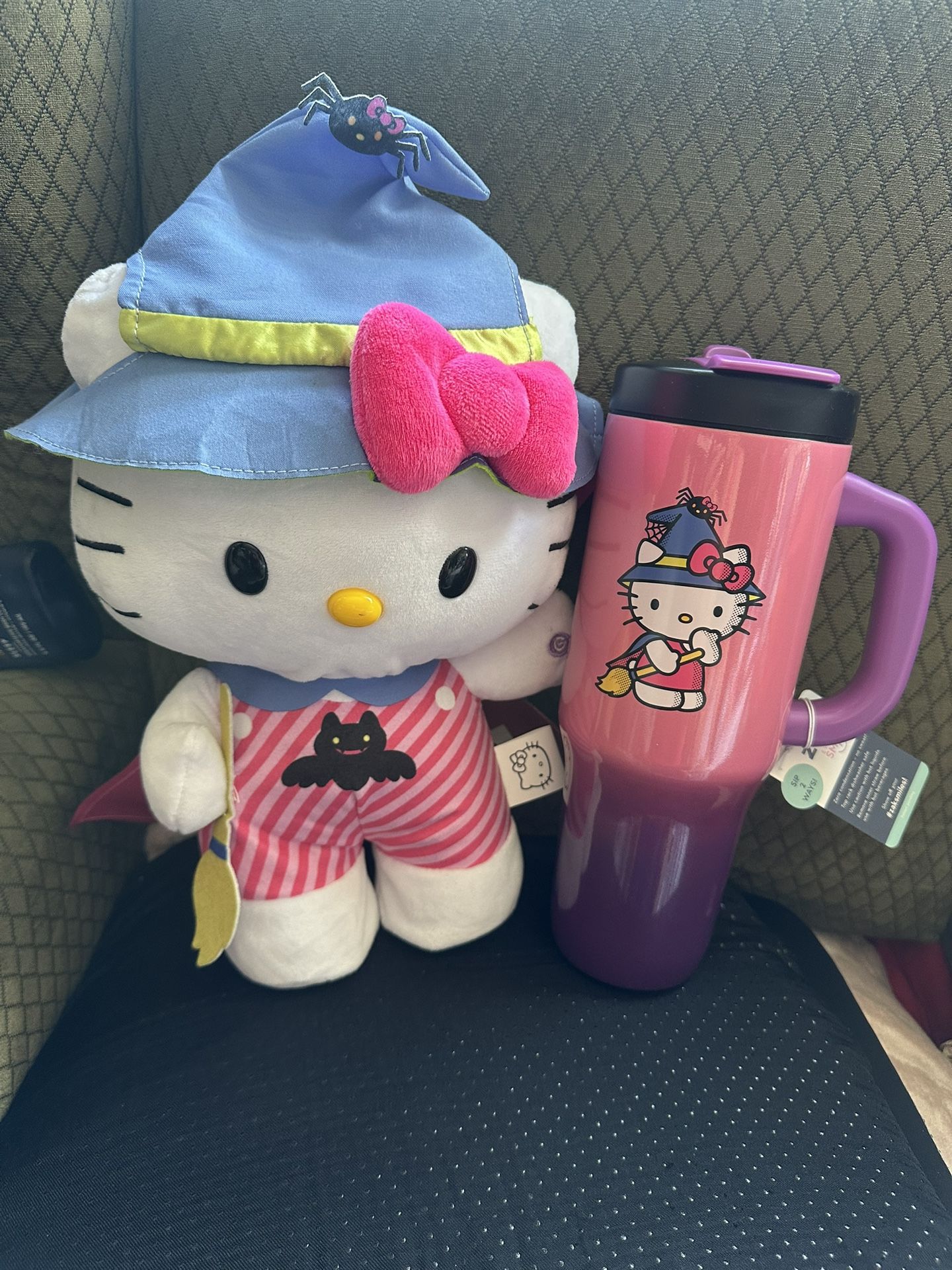 Hello Kitty Tumbler And Stuffed Toy Halloween Collectible Edition