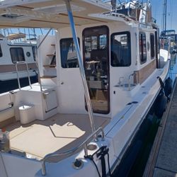 2018 Ranger tug 31 CB LE