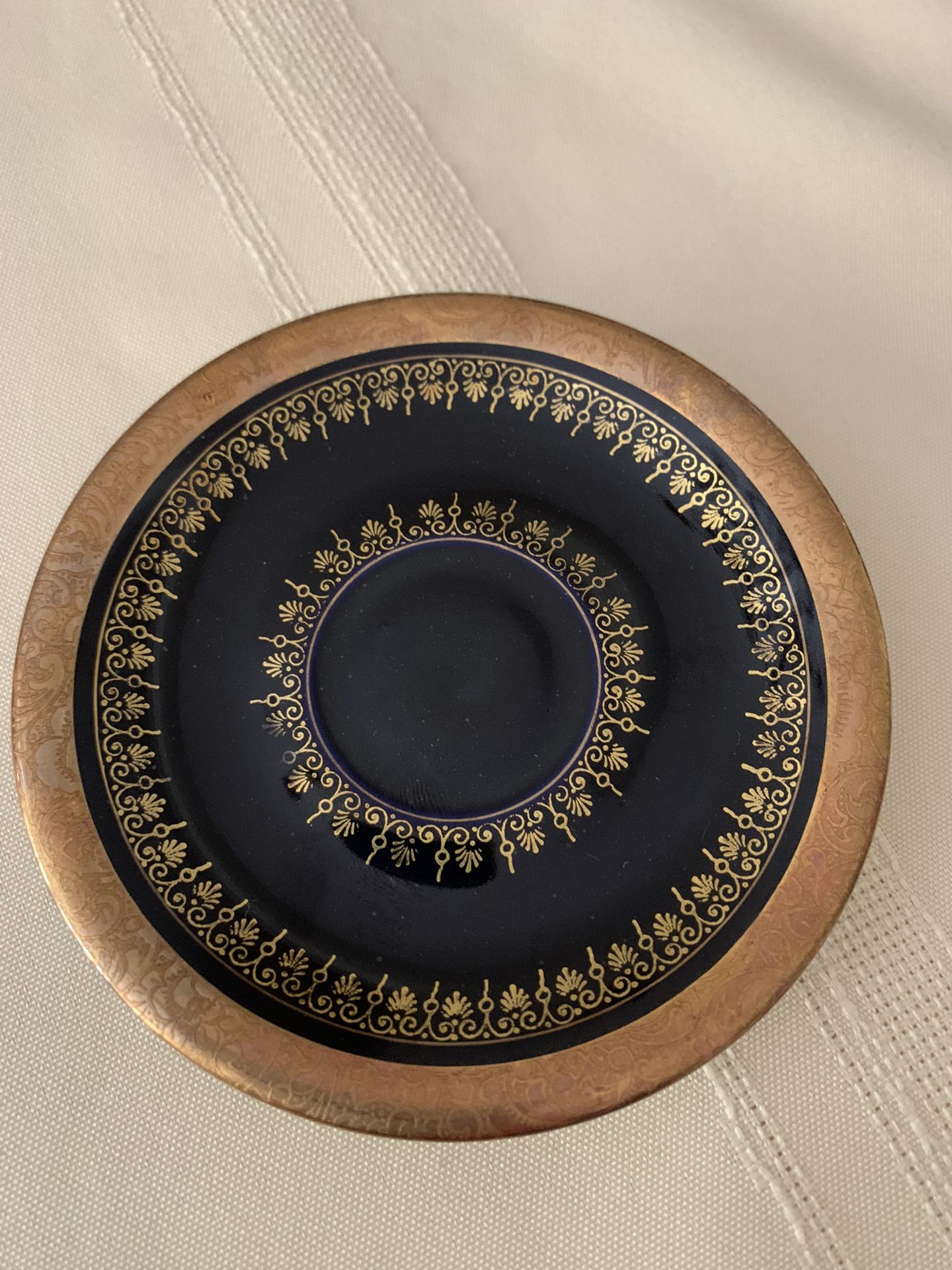 Alka Bavaria Fine Kobalt — 22 KT Gold Demitasse Cup & Saucer #679
