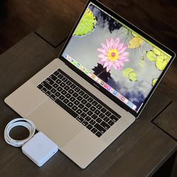 2018 MacBook Pro 15” TouchBar (6-Core) i7 - 512GB