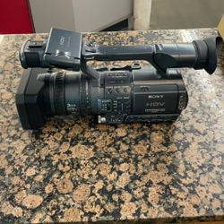 Sony Digital HD Video Camera Recorder HDR-FX1 Mini DV *AS IS